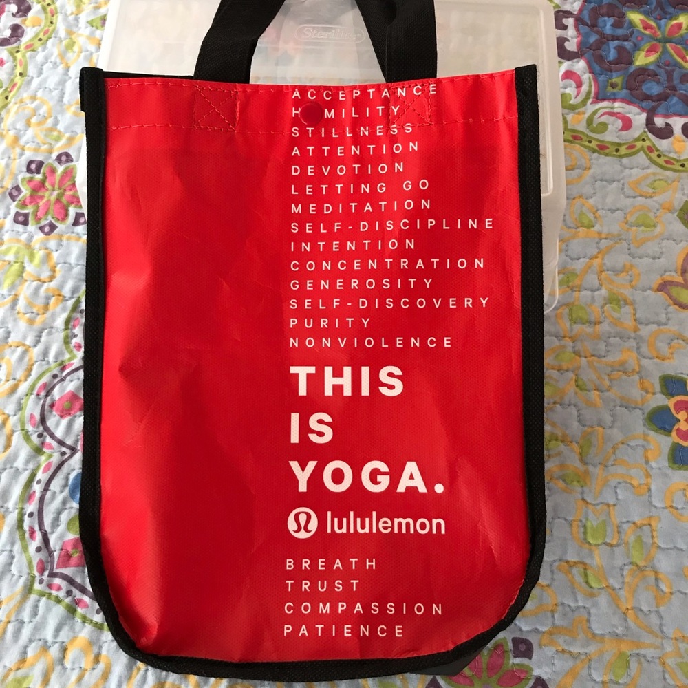 lululemon reusable bag. This is yoga